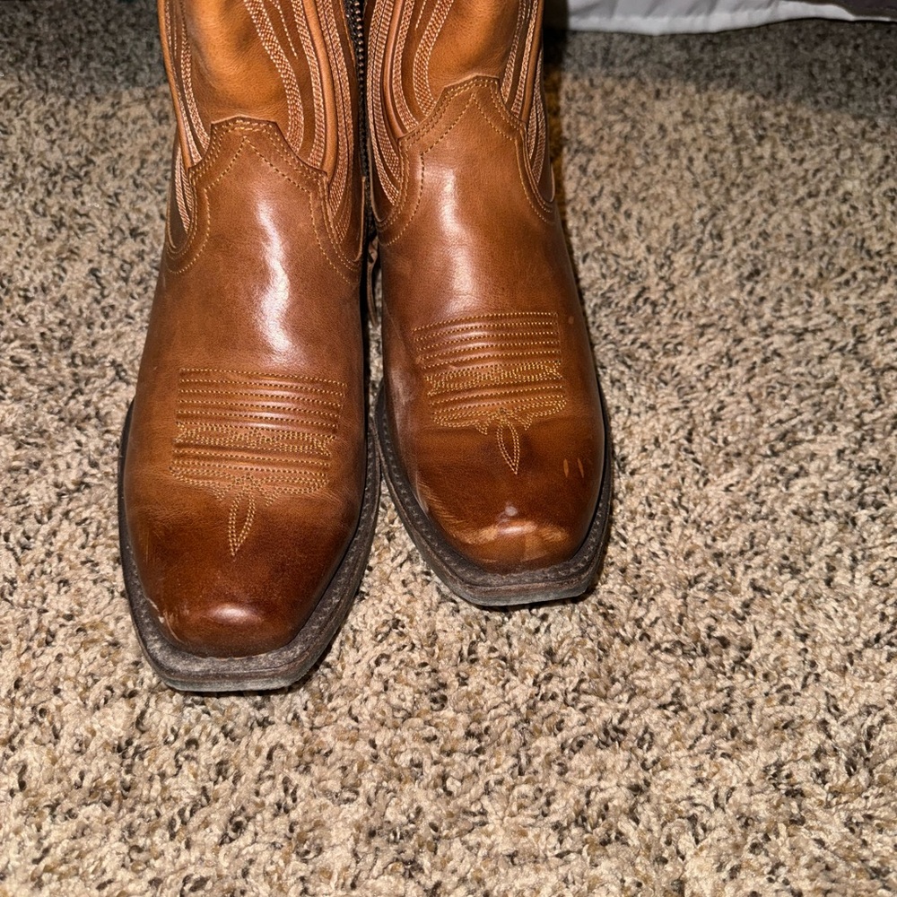 Ariat Women's Tan Heeled Boots - Picture 5 of 6